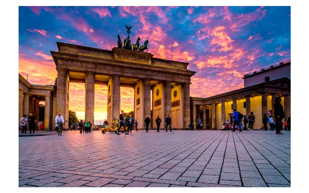 GRATIS TOUR DE LOS MISTERIOS Y LEYENDAS DE BERLÍN ruta turistica berlin